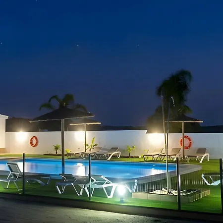 Con Piscina Comunitaria Y Terraza Privada Кониль-де-ла-Фронтера