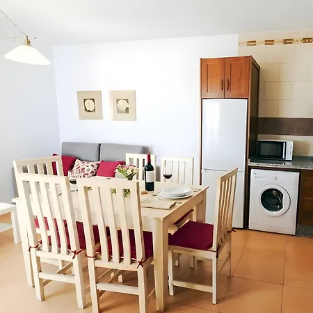 Con Piscina Comunitaria Y Terraza Privada Апартаменты