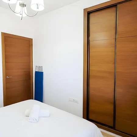 Con Piscina Comunitaria Y Terraza Privada Кониль-де-ла-Фронтера